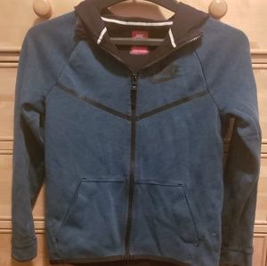 Men's Nike jacket with hood size small